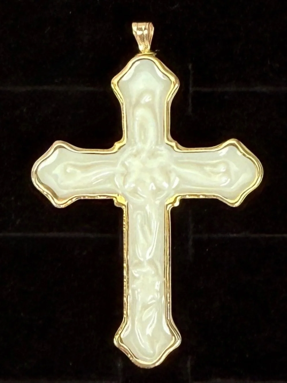 Elegant Goldtone and Off White Cross Pendant